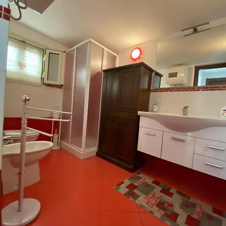 Arricrietti House *